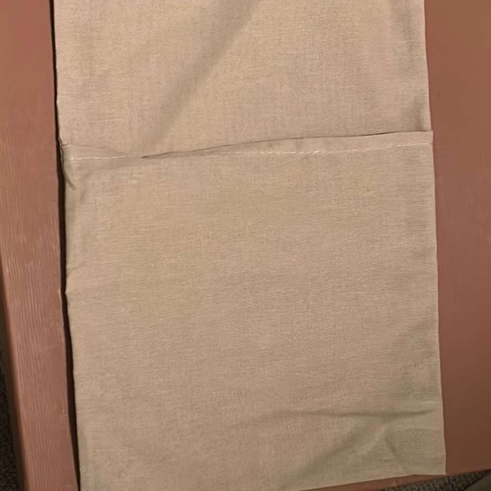 Gucci Cream Fabric Dust Bag - Picture 2 of 2